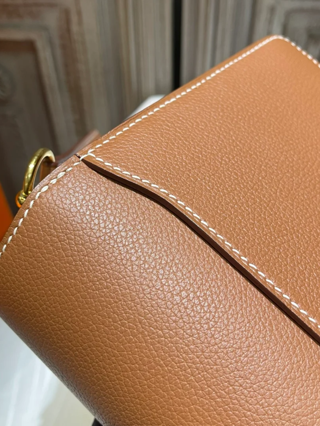 Túi Da Nữ Nắp Gập Khóa Kim Loại Classic